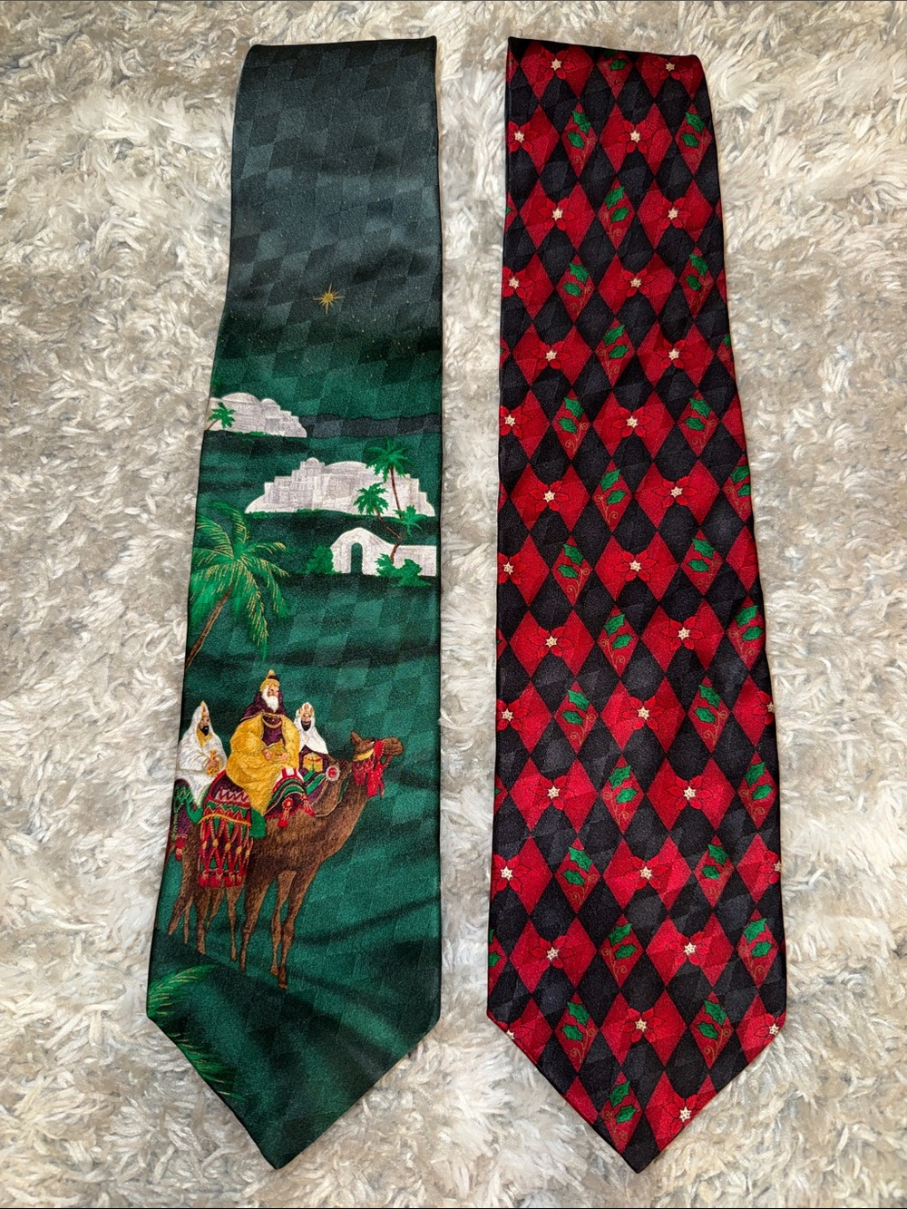 Men's 90s Vintage Silk Ties Christmas Holiday Themed Neckties